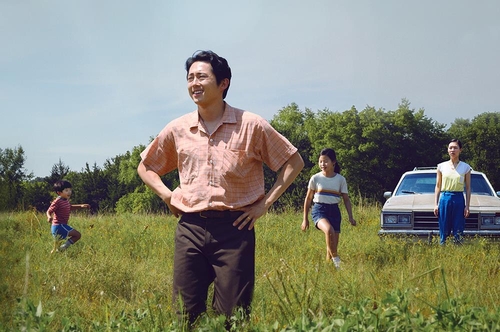 Steven Yeun quería sumar una voz a 'Minari' doblando como productor