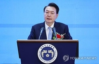 Yoon promete incrementar el beneficio mensual de la pensión básica para los ancianos