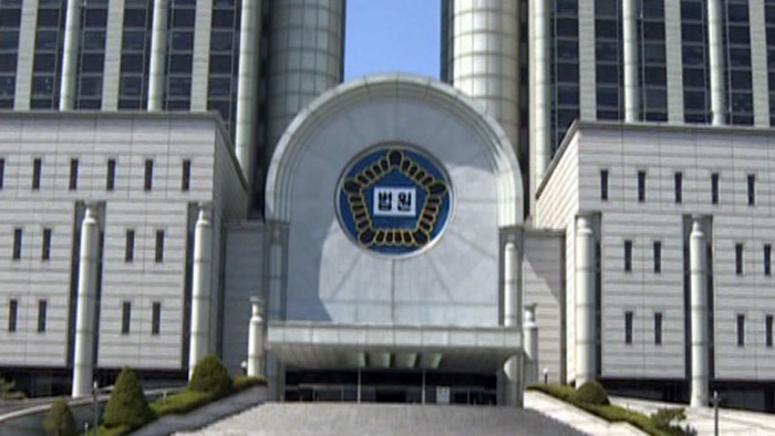내연녀 10대 딸 성추행한 '파렴치 경찰관' 징역형