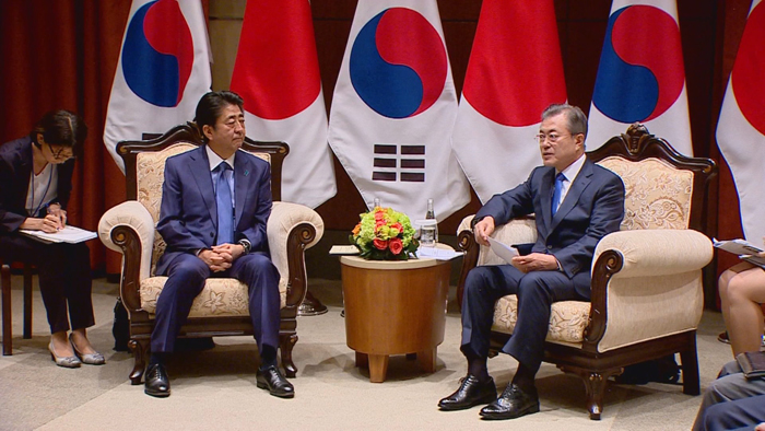 외교부 "한일 협의할 사안 많아"…정상회담 촉구