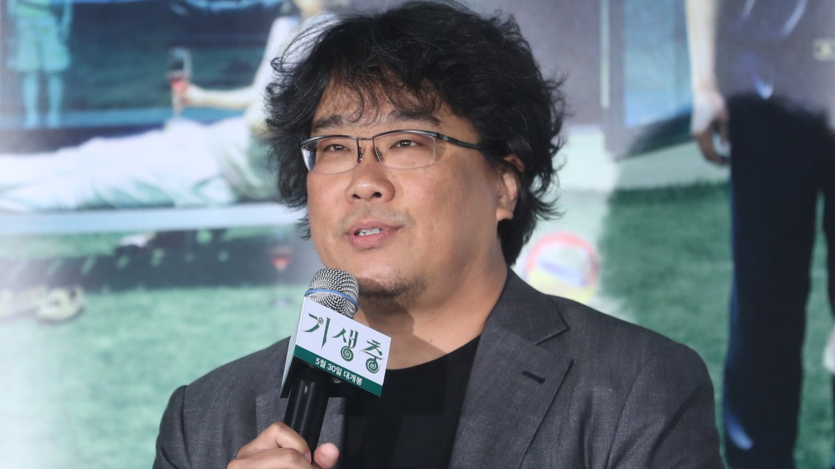 '기생충' 골든글로브 감독상 등 부문 3개 후보…아카데미 성큼