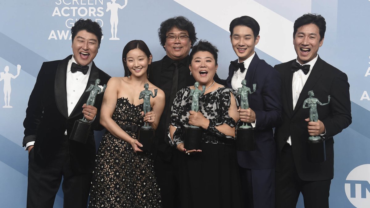 '기생충' 미국영화배우조합 시상식서 최고영예 작품상 수상