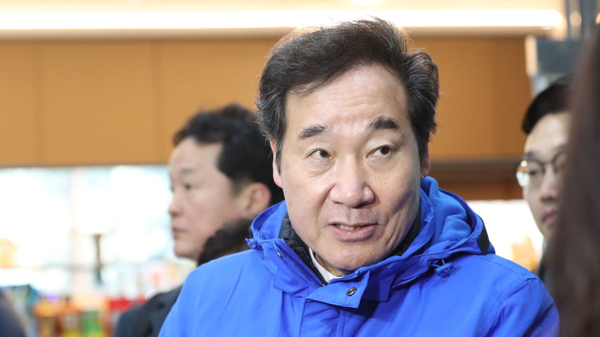 이낙연, 임미리 교수 고발 논란에 "민주당 한없이 겸손해야"