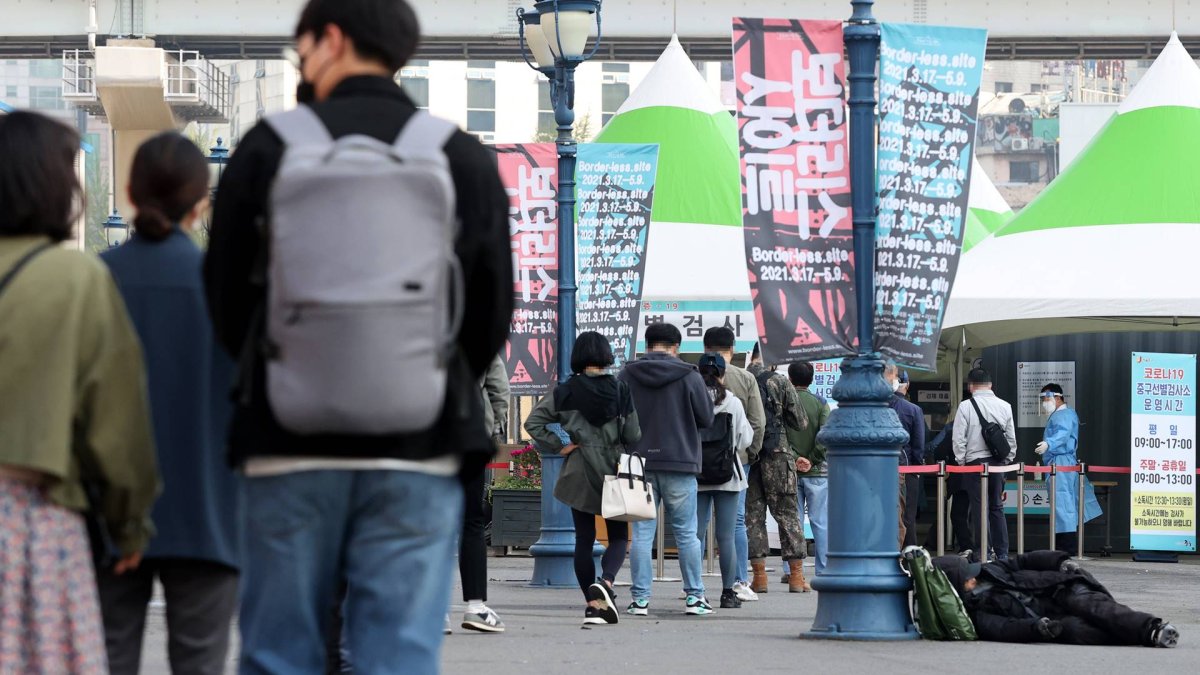 "확산세 더 커질 수도"…학원 등 9개 분야 집중점검