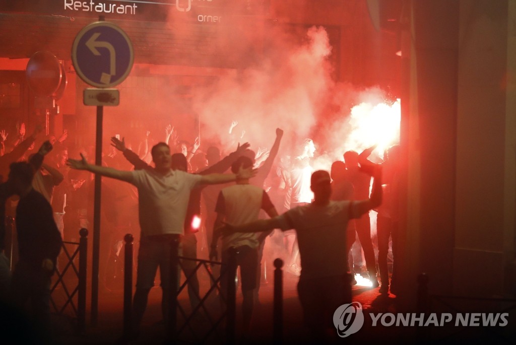 마르세유 이어 릴에서도 훌리건 난동