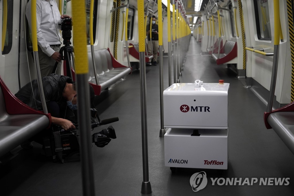 Virus Outbreak Hong Kong