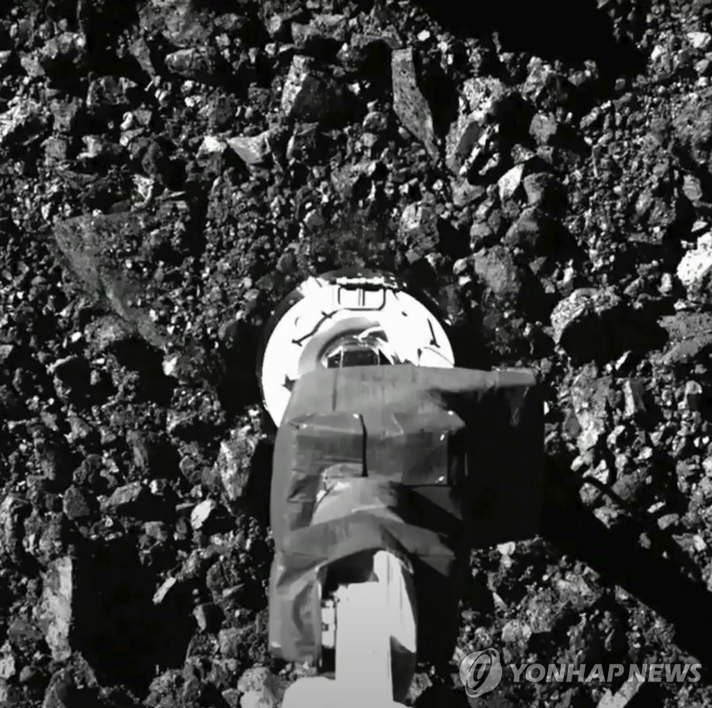 미국 탐사선, 소행성 베누 16초간 접지해 토양 샘플 채취
