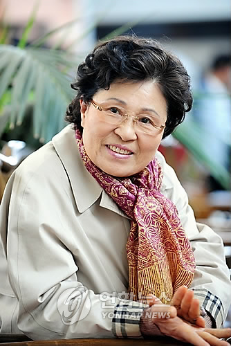 배우 김지영