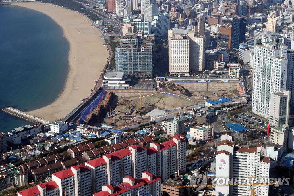해운대해수욕장 초고층빌딩 엘시티 부지.