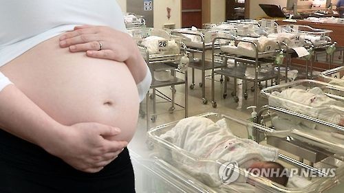 임신부와 아기 (CG)