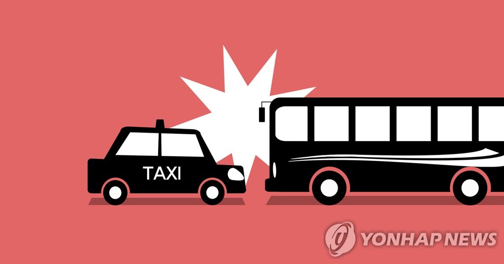 택시 - 관광버스 교통사고 (PG)