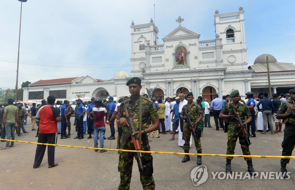 SRI LANKA-BOMBINGS-CHURCH-HOTEL