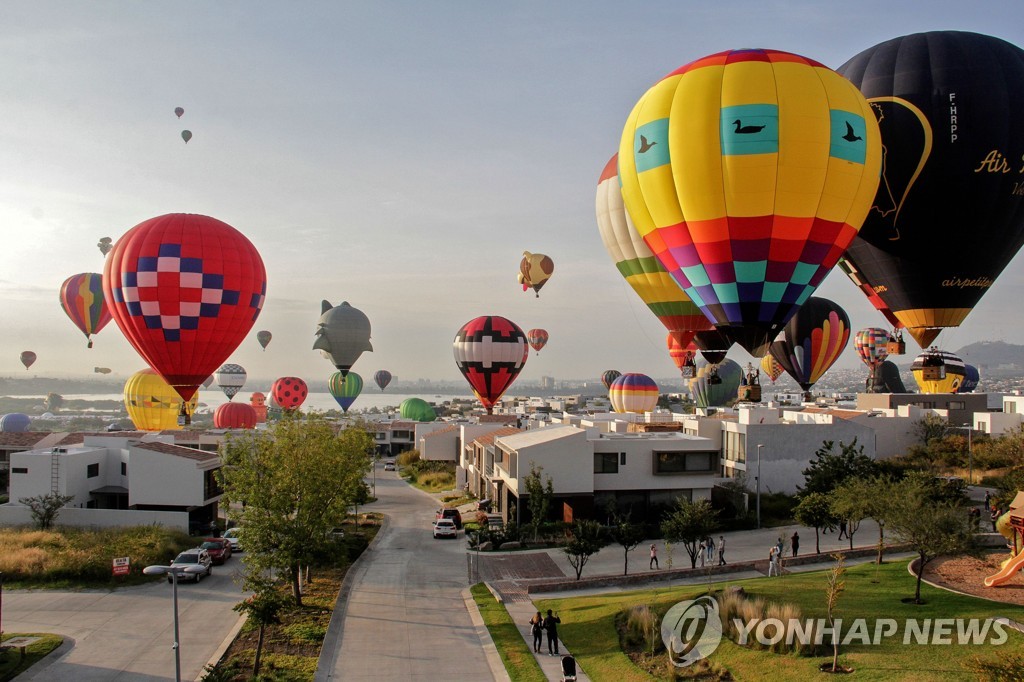 MEXICO-BALLOON-FESTIVAL