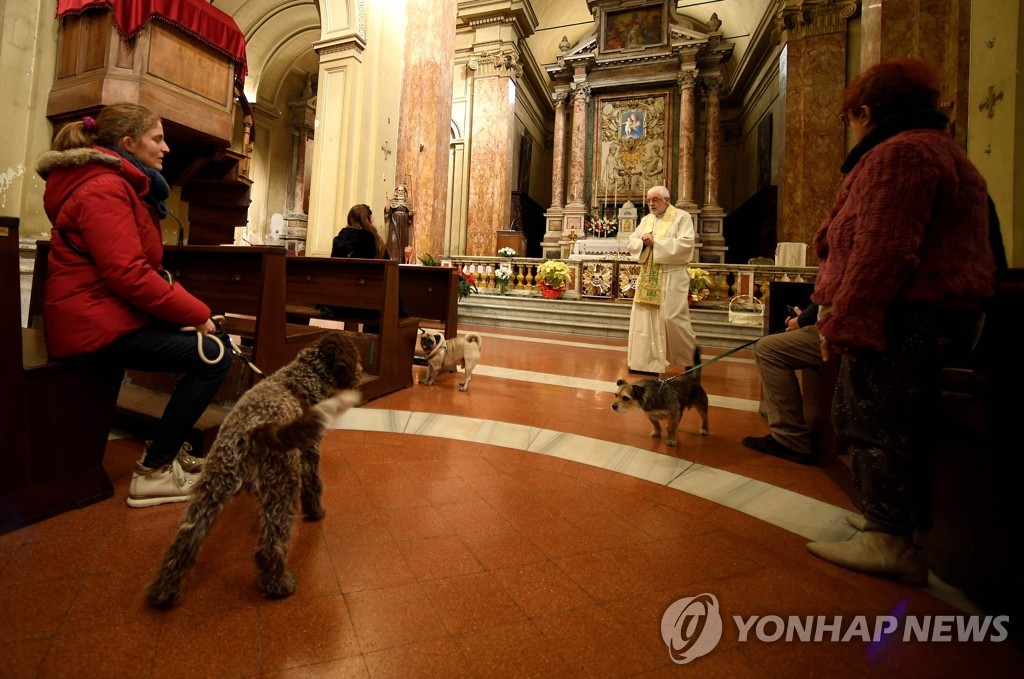ITALY-RELIGION-ANIMAL-BLESSING