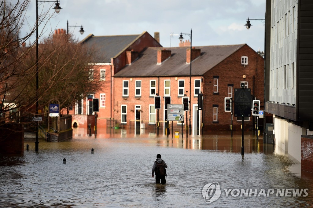 BRITAIN-WEATHER-FLOODING