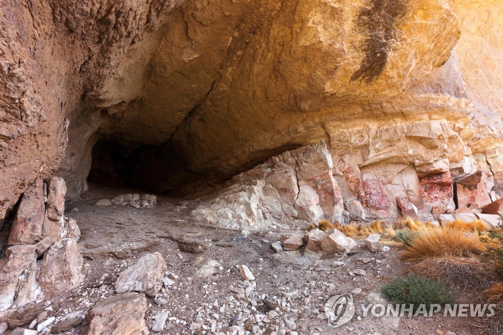ARGENTINA-ARCHAEOLOGY-CAVE-ARTWORK-PROTECTED AREA