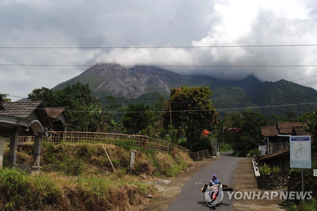 INDONESIA-VOLCANO