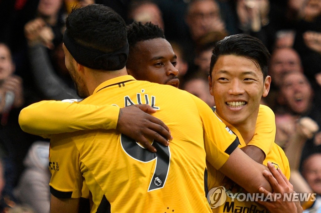 FBL-ENG-PR-LEEDS-WOLVES