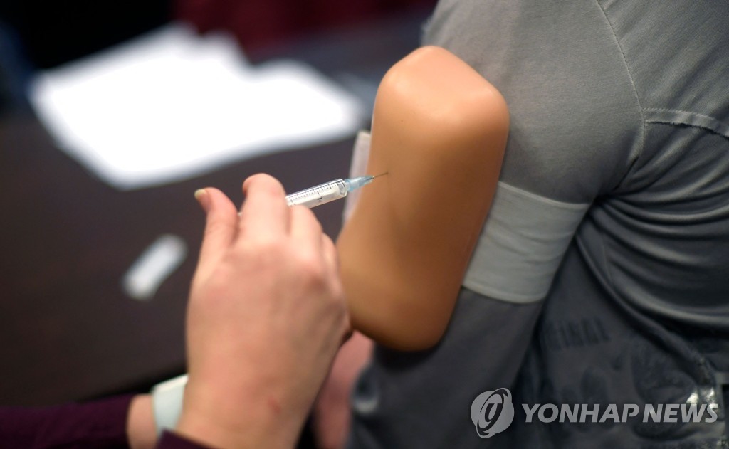 GERMANY-HEALTH-VIRUS-VACCINATION