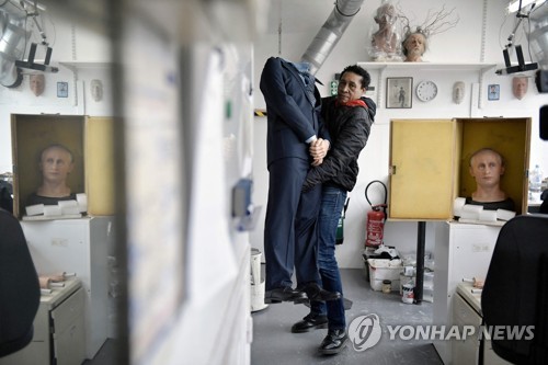 파리 그레뱅 뮤지엄에서 퇴출된 푸틴 러시아 대통령