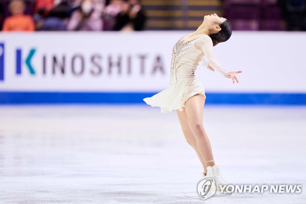 In this AFP photo, Lee Hae-in of South Korea performs her free skate program during the women's singles competition at the International Skating Union Four Continents Figure Skating Championships at Broadmoor World Arena in Colorado Springs, Colorado, on Feb. 10, 2023. (Yonhap)