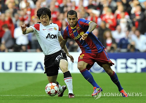 2010-2011 UEFA 챔피언스리그 결승전 뛰는 박지성