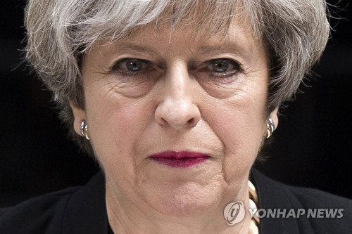 런던브리지 테러 관련 성명 발표하는 메이 영국 총리