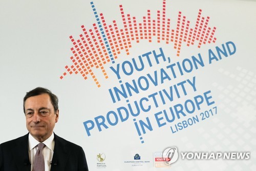 26일 리스본에서 연설하는 마리오 드라기 ECB 총재(EPA=연합뉴스)
