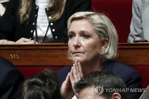프랑스 국민전선의 마린 르펜 의원