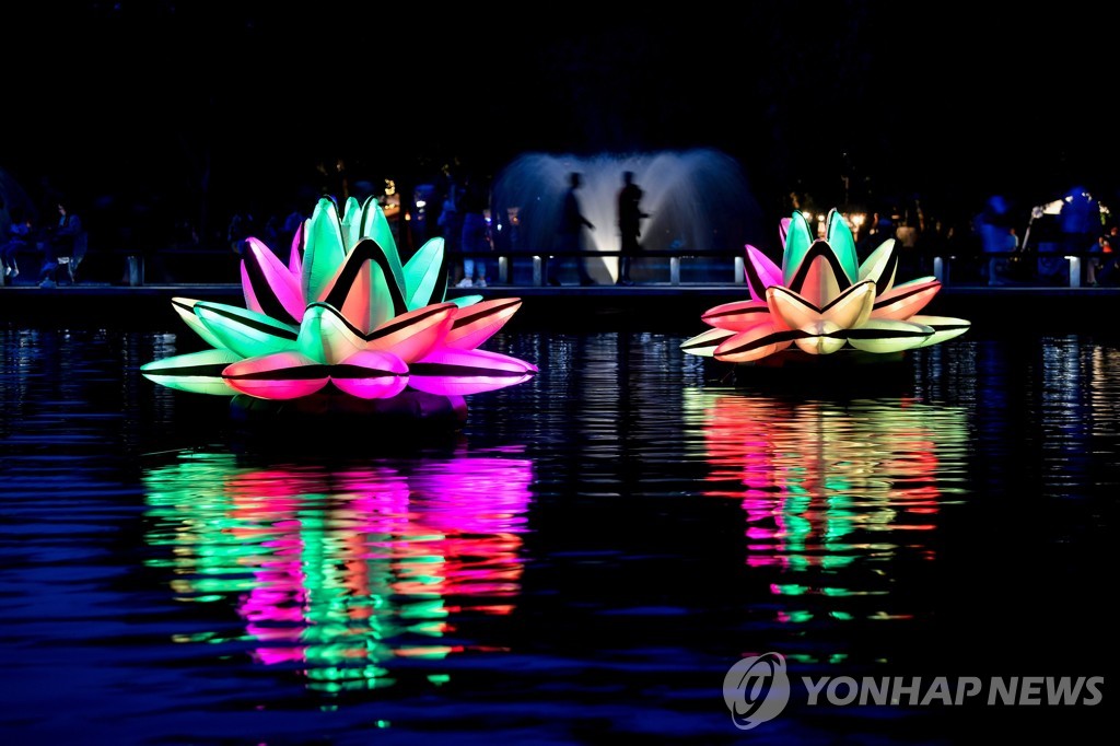 HUNGARY ART NIGHT OF LIGHTS