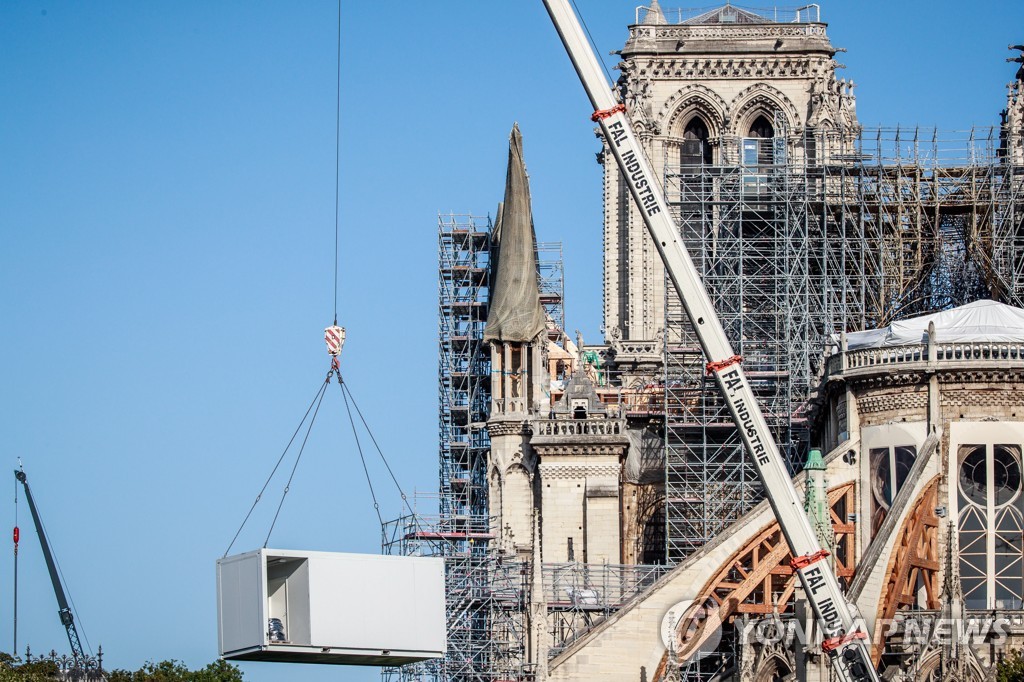 FRANCE NOTRE DAME LEAD POLLUTION