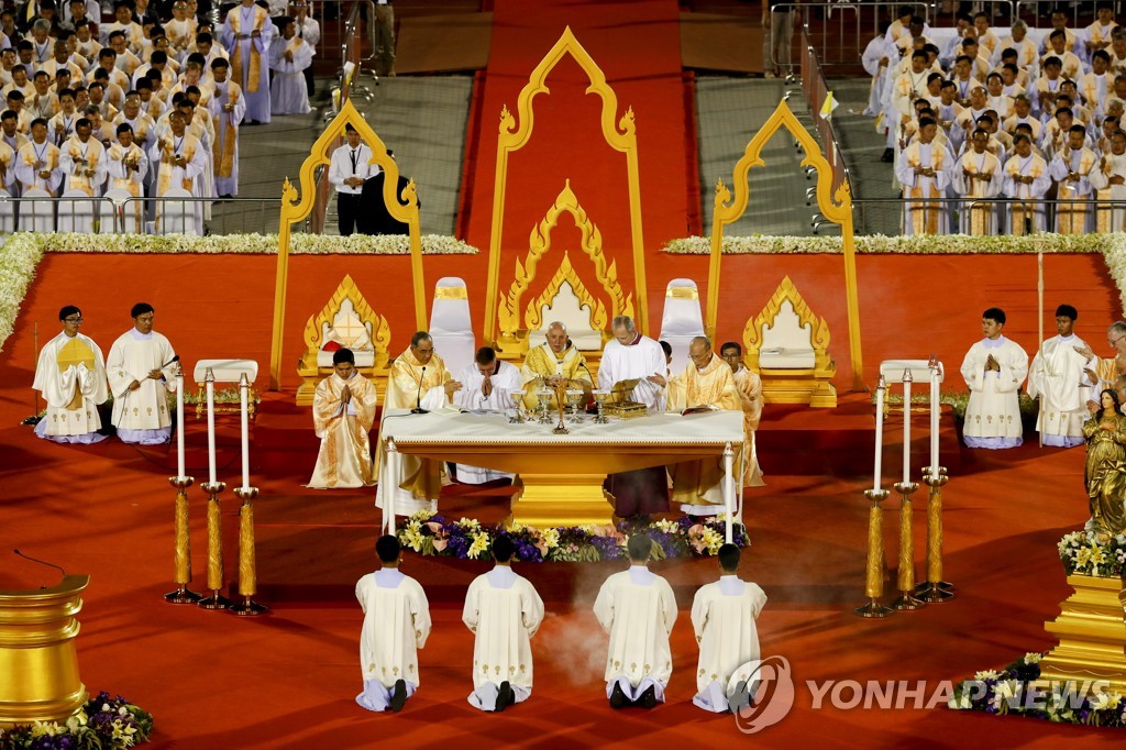 epaselect THAILAND CHURCHES POPE VISIT