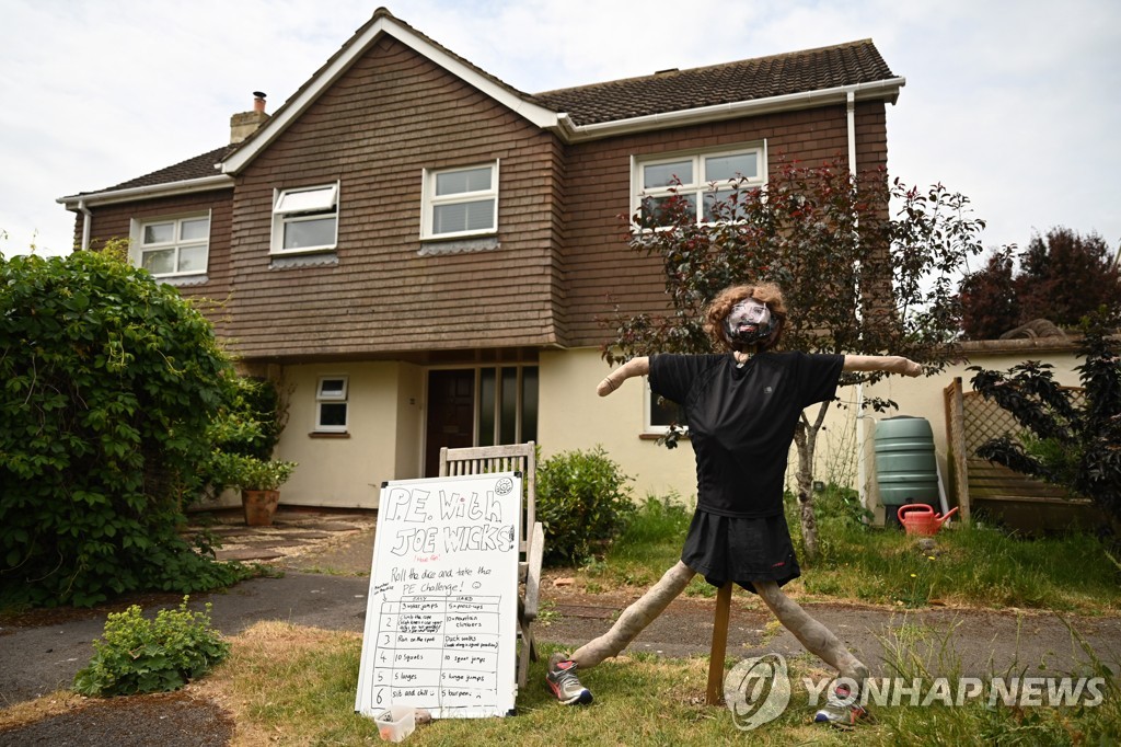 BRITAIN CULTURE SCARECROW FESTIVAL