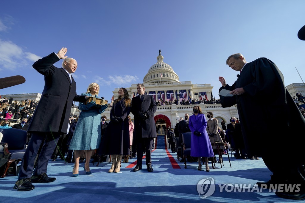 바이든, 제46대 미 대통령 취임…'바이든 시대' 개막