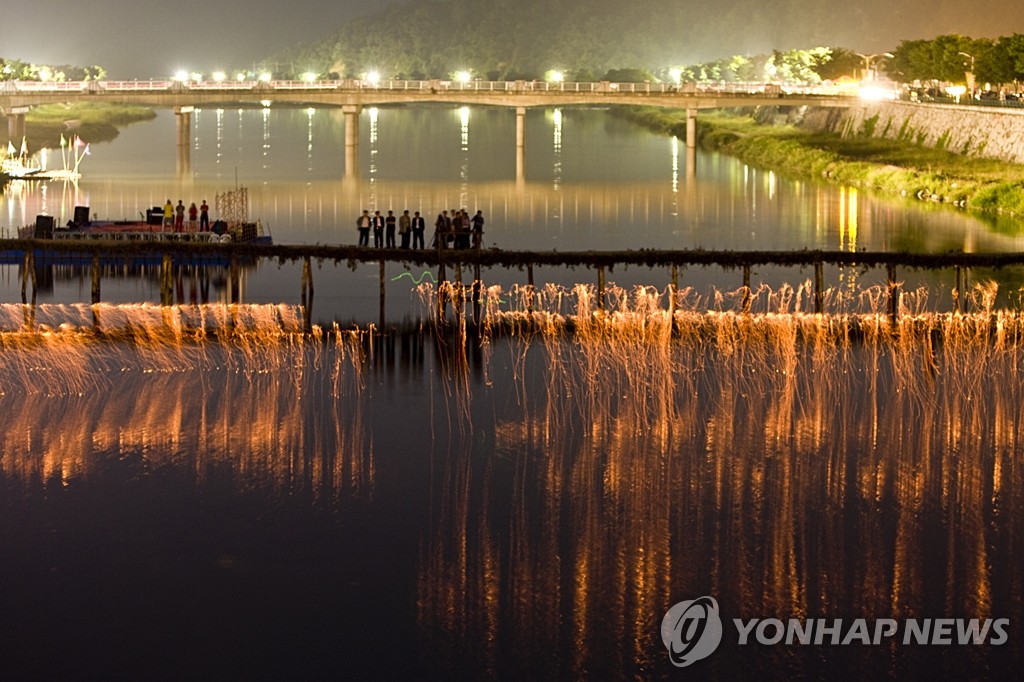 무주 반딧불축제 '낙화놀이'