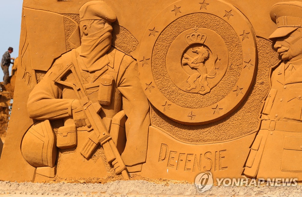 BELGIUM-ART/SAND SCULPTURES