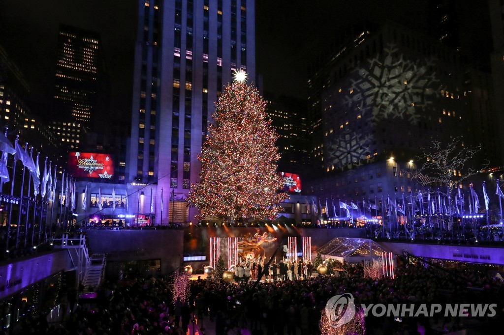 USA-CHRISTMAS-SEASON/NEW YORK-TREE
