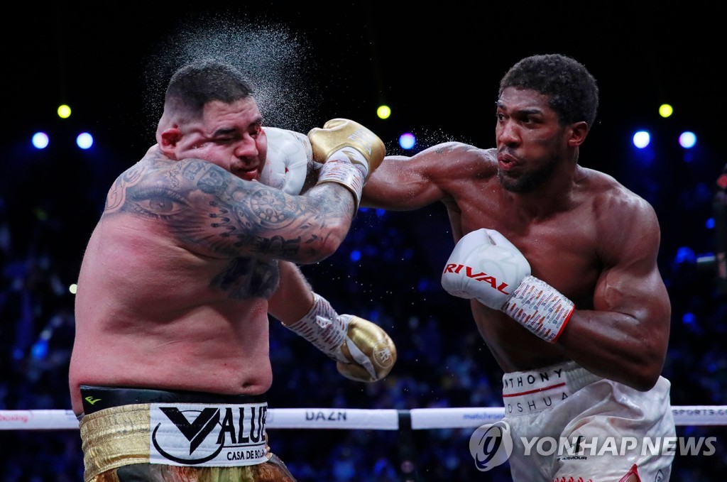 BOXING-HEAVYWEIGHT-RUIZ-JOSHUA/