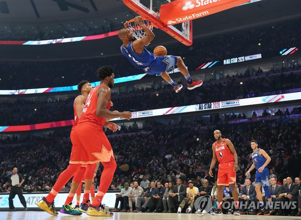 BASKETBALL-NBA/