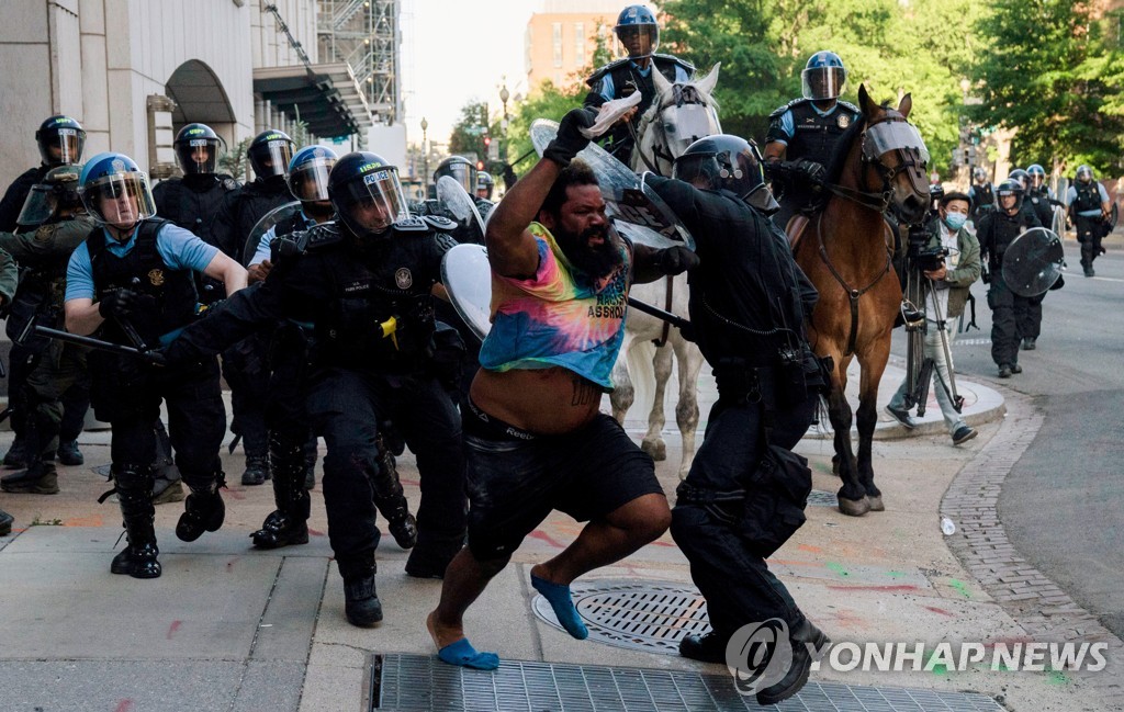 MINNEAPOLIS-POLICE/PROTESTS-WASHINGTON