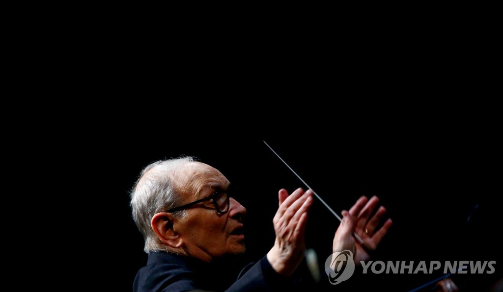 PEOPLE-MORRICONE/