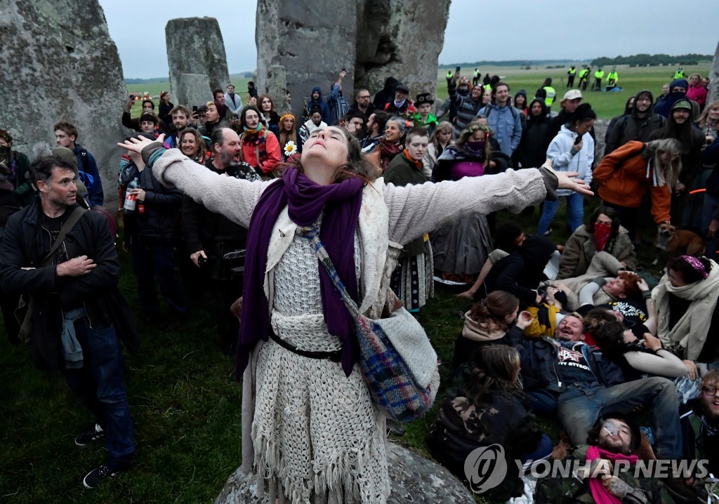 BRITAIN-SOLSTICE/