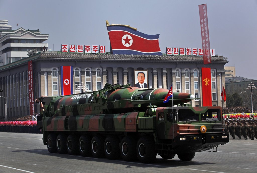 지난 4월 선보인 북한의 신형 미사일