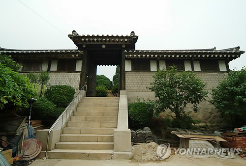북촌 백인제 가옥 대문간채