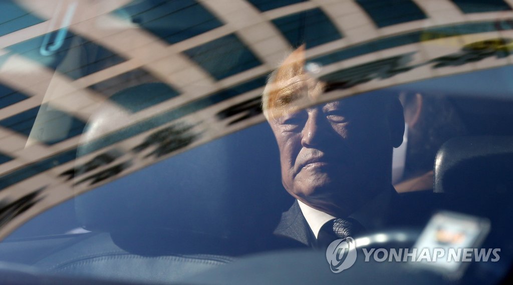 2014년 4월 광주지검에서 사과 기자회견 후 귀가하는 허재호