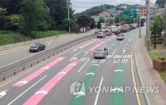 교차로 직진·좌회전차량 노면표시 개선