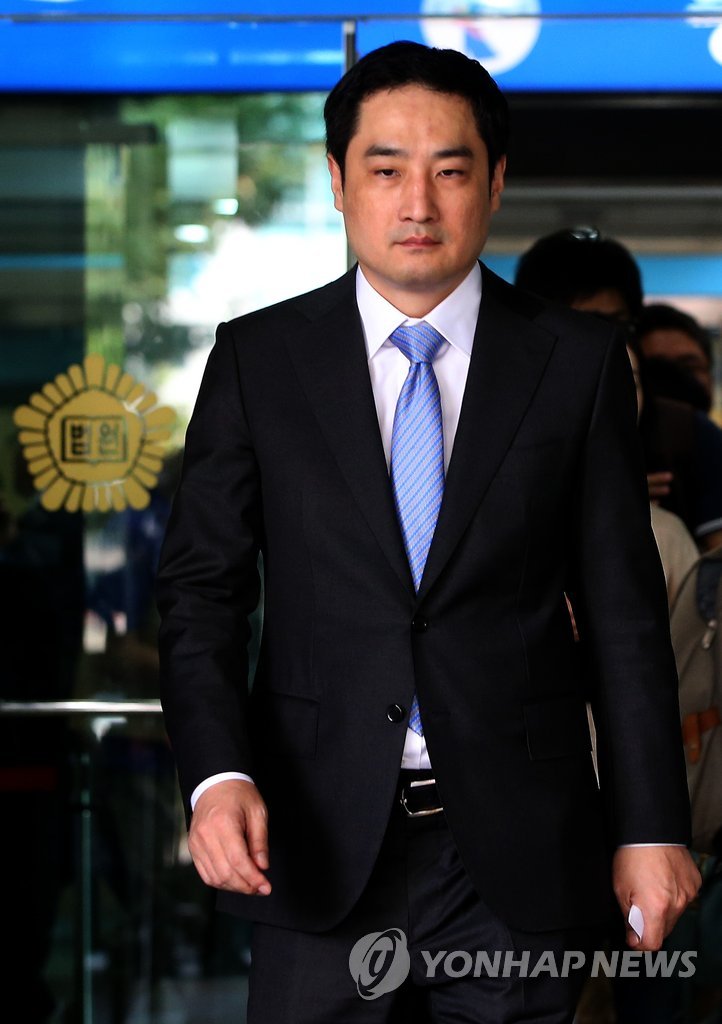 강용석 전 의원, 아나운서 비하 발언 '무죄'