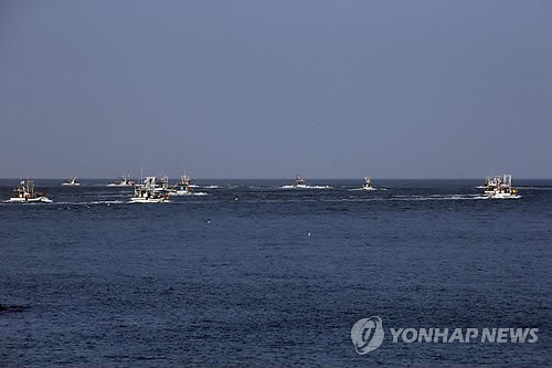 백령도로 복귀하는 어선들