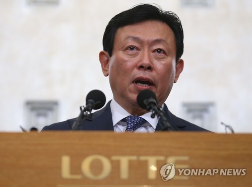 신동빈 롯데 회장, '원톱' 오르기까지 - 1