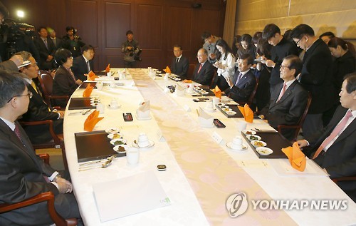 리스크 관리 당부하는 이주열 한은총재